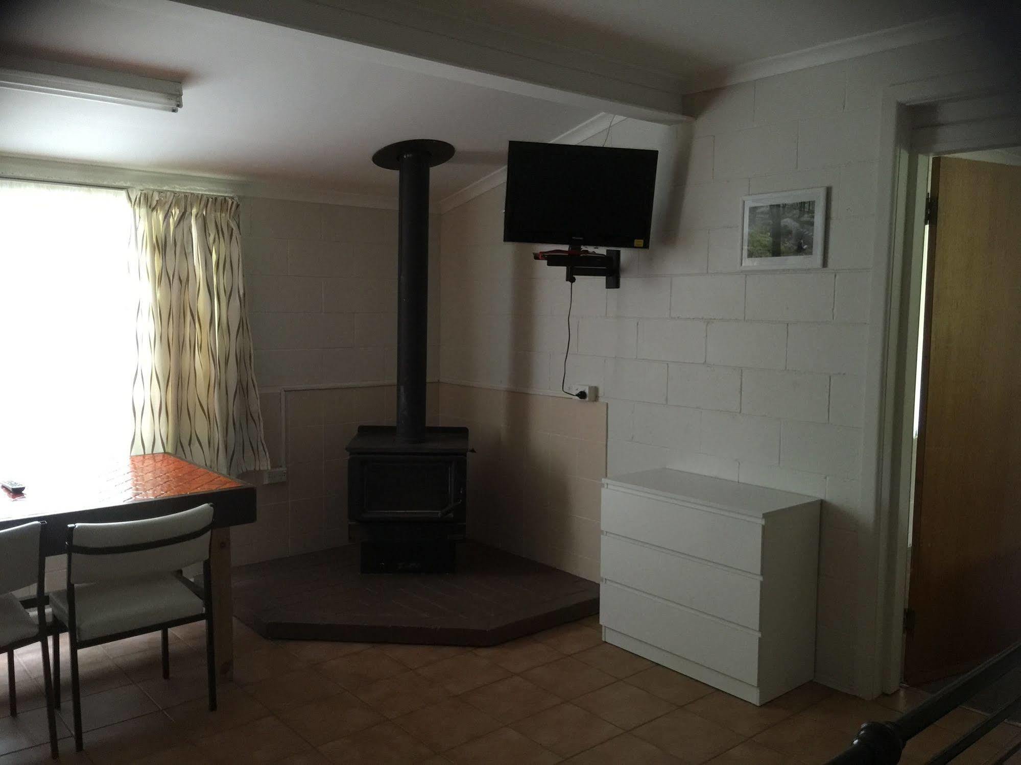 Warrumbungles Mountain Motel Coonabarabran Zewnętrze zdjęcie