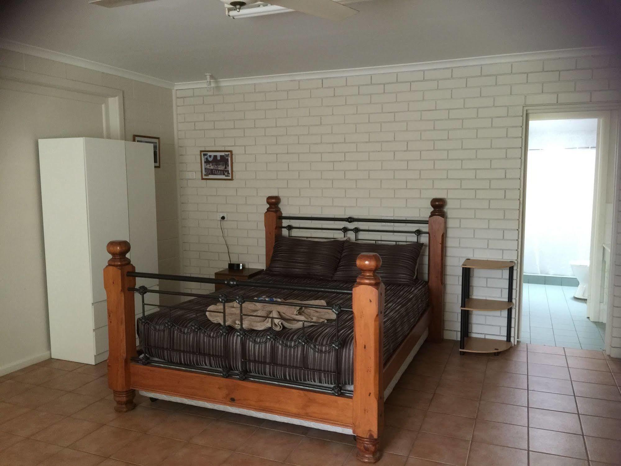 Warrumbungles Mountain Motel Coonabarabran Zewnętrze zdjęcie